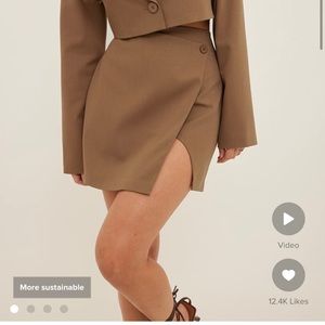 Overlapped mini skirt